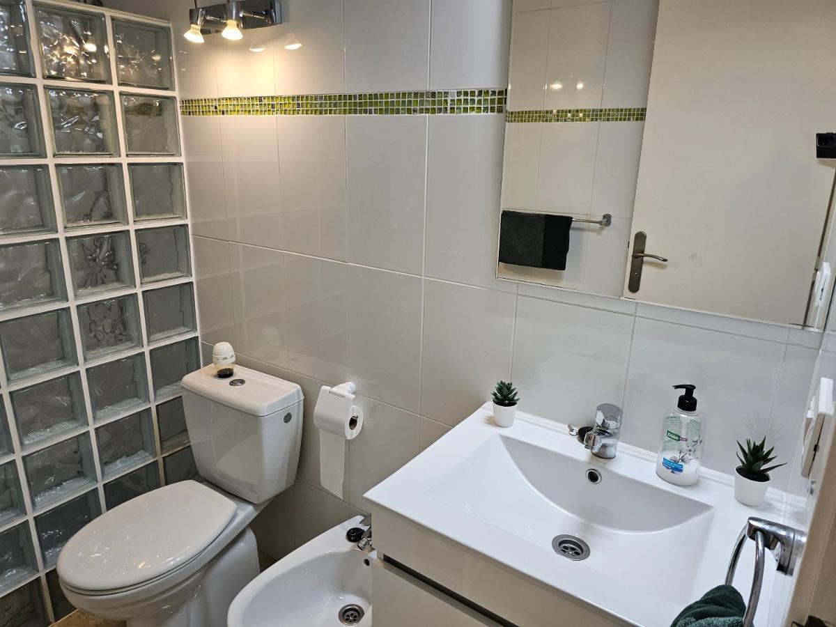 Casa Palmera 3 Only 150 Metres To The Beach, Heated Pool, Wifi, Sat-Tv, Balcony Arona  Exterior photo